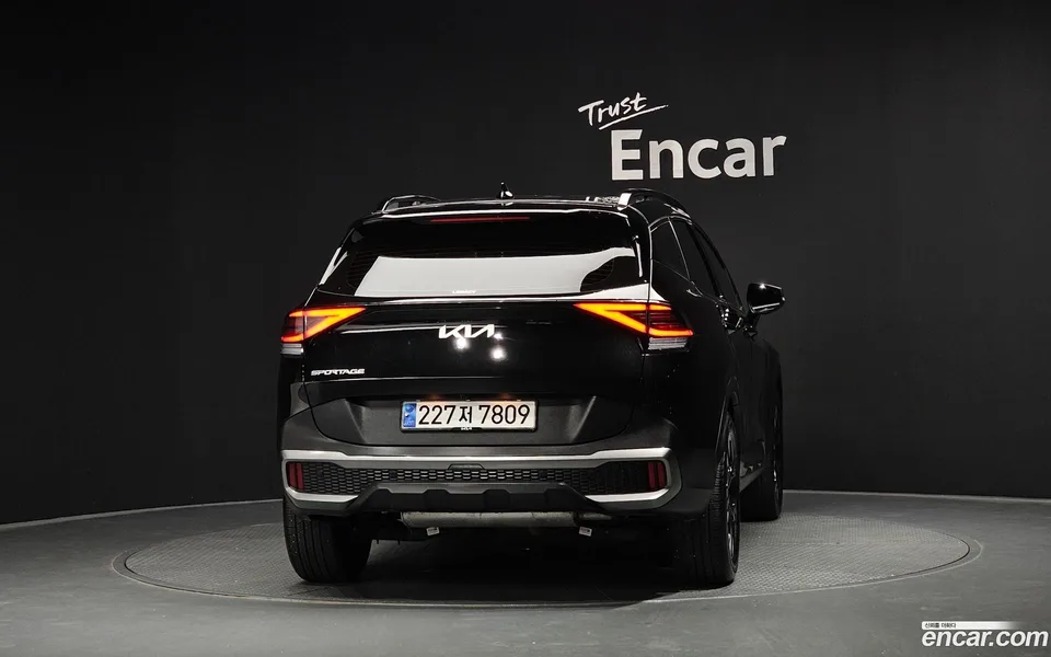 Kia Sportage 1.6 2WD 2023 — thumbnail 4