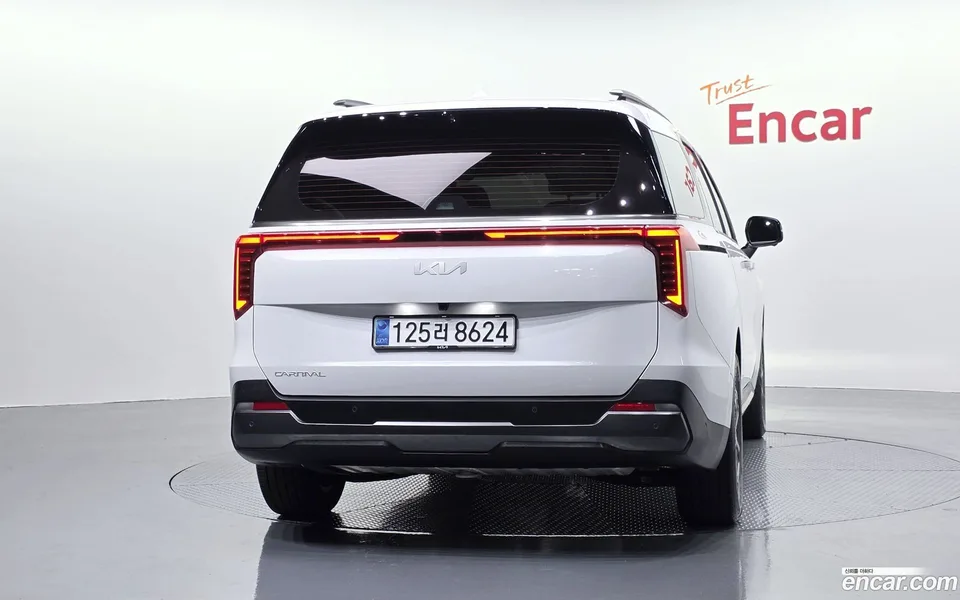 Kia Carnival 9 2025 — thumbnail 4
