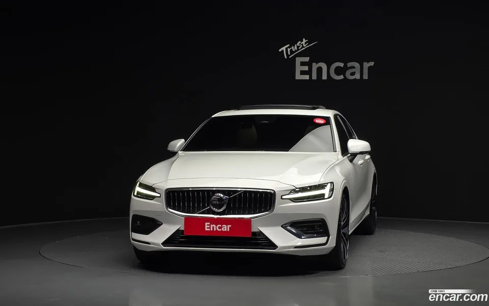 Volvo S60 B5 2024 — thumbnail 3