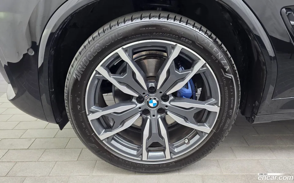 BMW X4 xDrive20d M 2025 — thumbnail 2