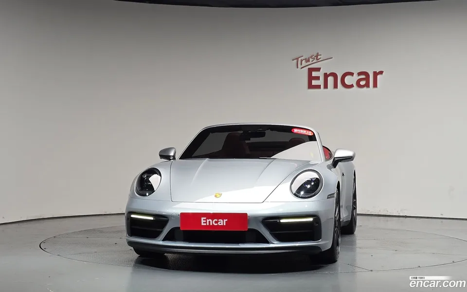 Porsche 911 (992) 4 GTS 2022 — thumbnail 3