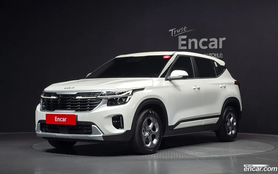 Kia Seltos 1.6 2WD 2025 — photo 1, buy with delivery to Moscow