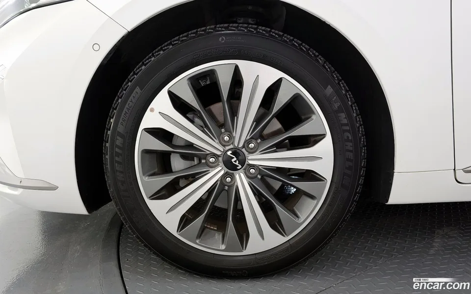 Kia K8 Hybrid 2024 — thumbnail 2