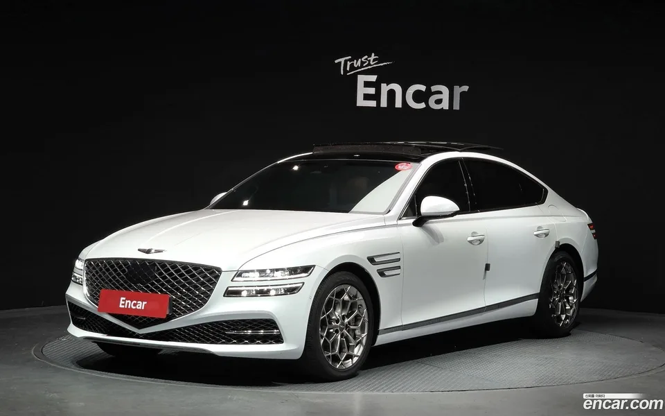 Genesis G80 2.5 2WD 2023 — photo 1, buy with delivery to Moscow