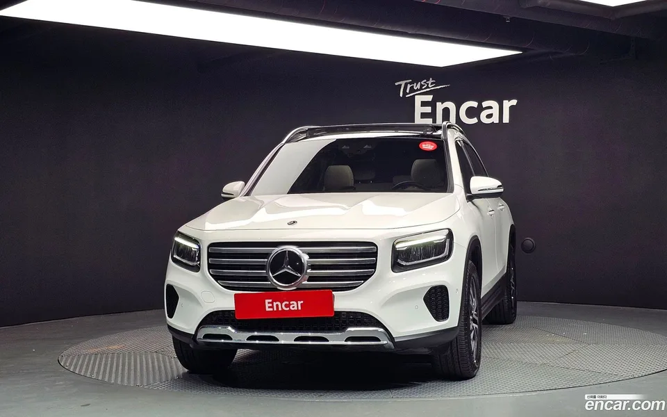 Mercedes-Benz GLB-Class GLB200 d 2024 — thumbnail 3