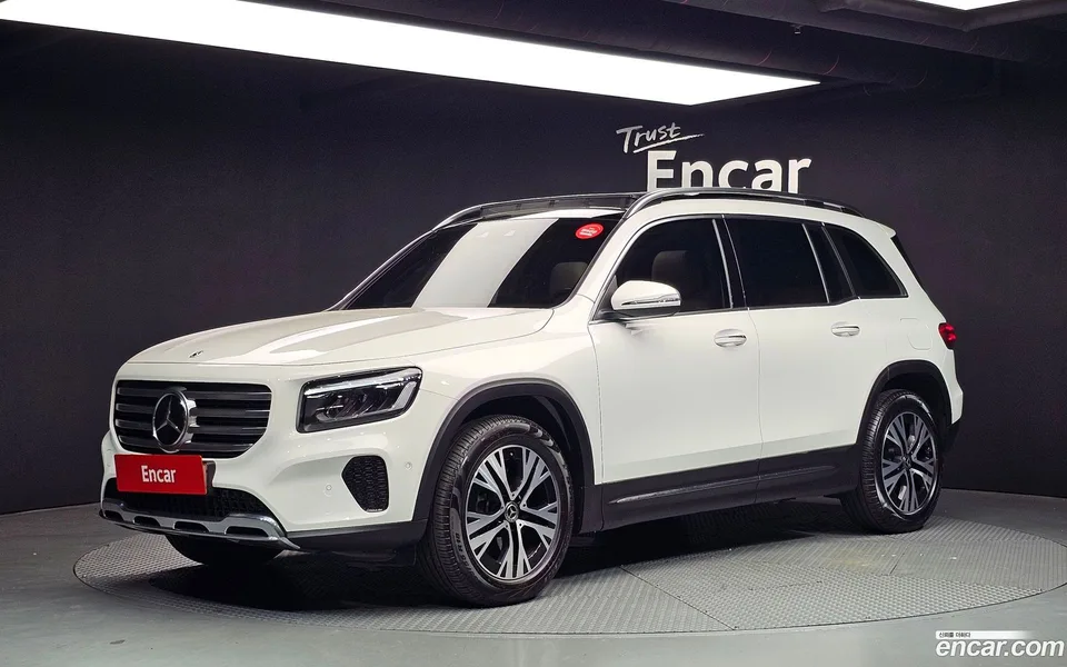 Mercedes-Benz GLB-Class GLB200 d 2024 — photo 1, buy with delivery to Moscow