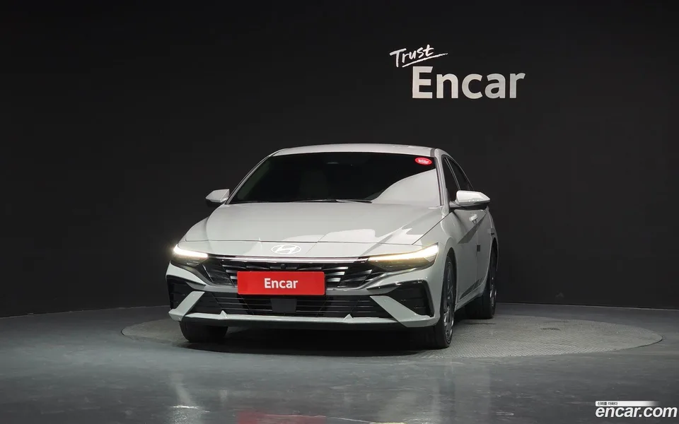 Hyundai Avante CN7 1.6 2025 — thumbnail 3