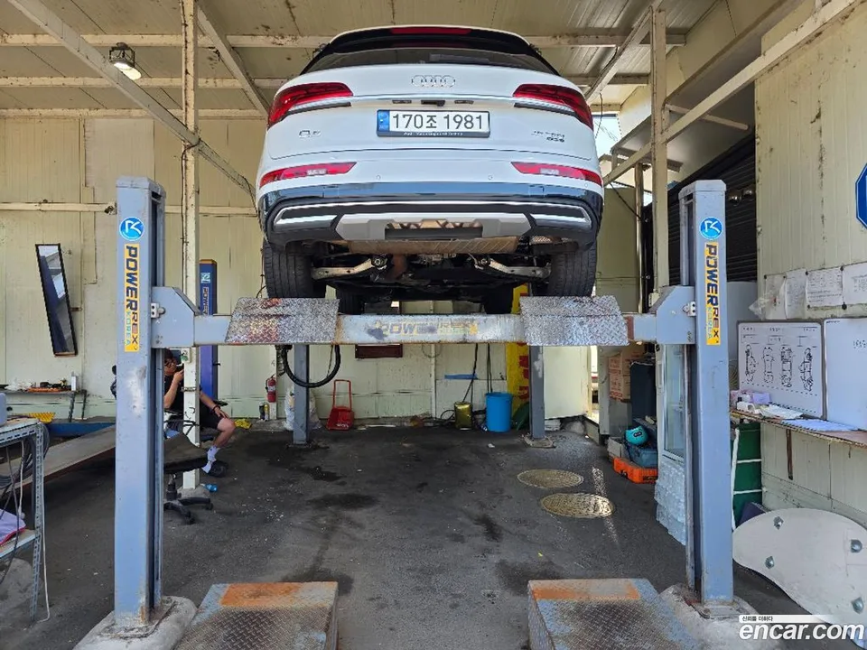 Audi Q5 45 TFSI 2022 — thumbnail 3