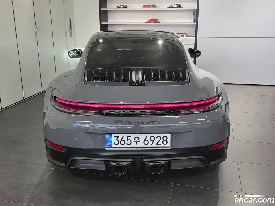Porsche 911 (992) GTS 2025 — thumbnail 4