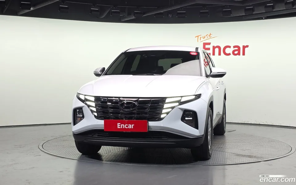 Hyundai Tucson 2.0 2WD 2023 — thumbnail 3