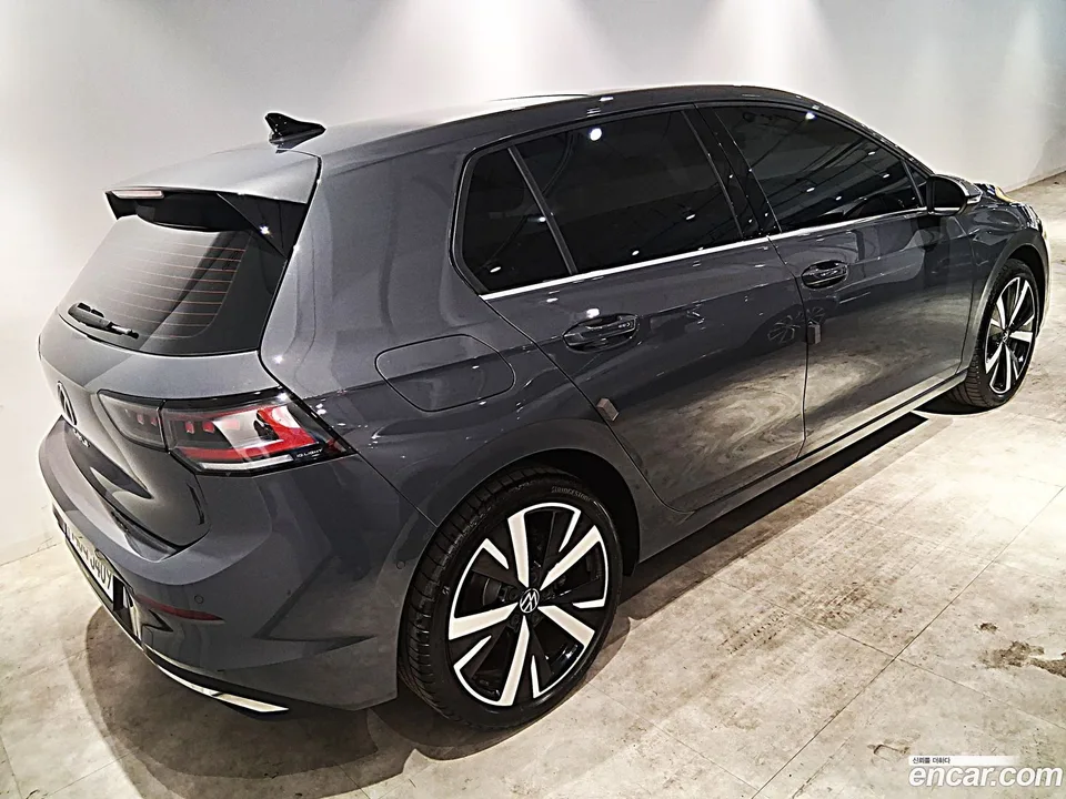 Volkswagen Golf 2.0 TDI 2025 — thumbnail 3