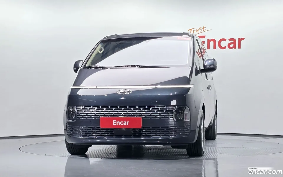 Hyundai Staria 5 2022 — thumbnail 3