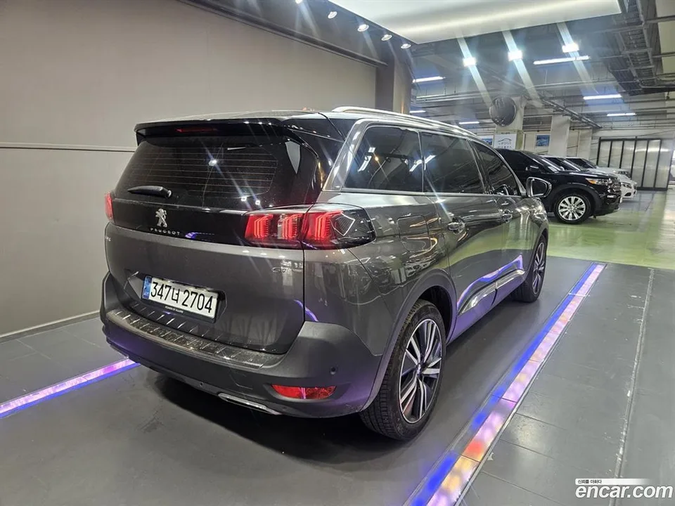 Peugeot 5008 1.2 Pure Tech GT 2024 — thumbnail 2