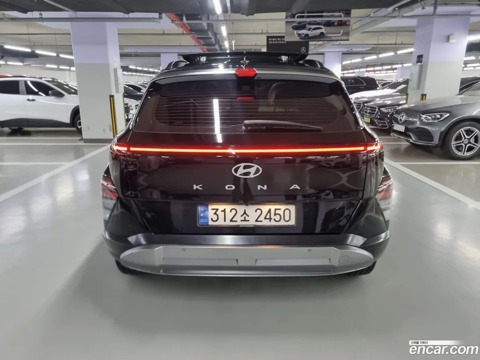 Hyundai Kona 1.6 2WD 2023 — миниатюра 2