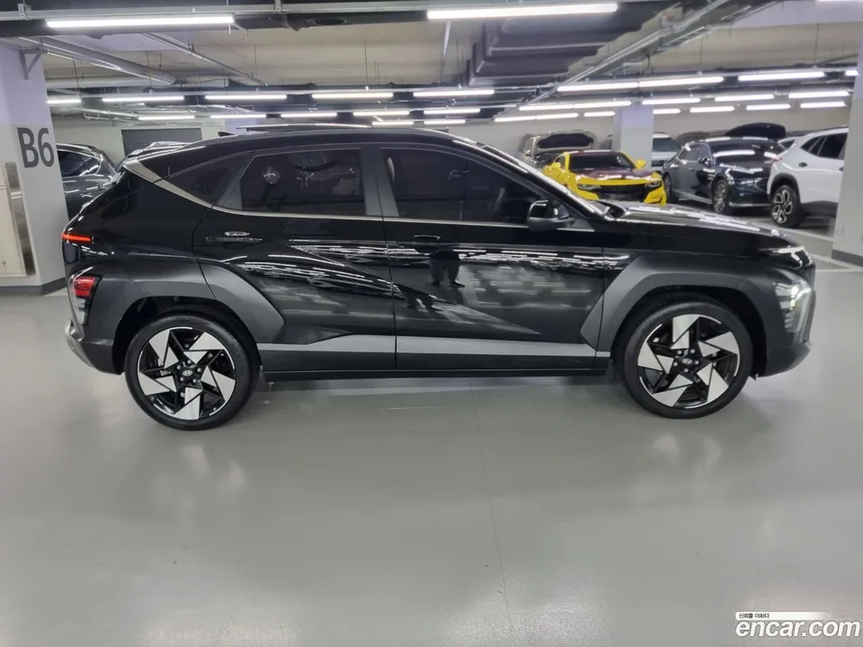 Hyundai Kona 1.6 2WD 2023 — миниатюра 3