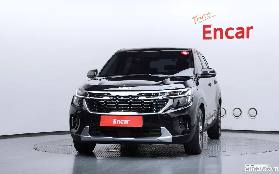 Kia Seltos 2.0 2WD 2023 — thumbnail 3
