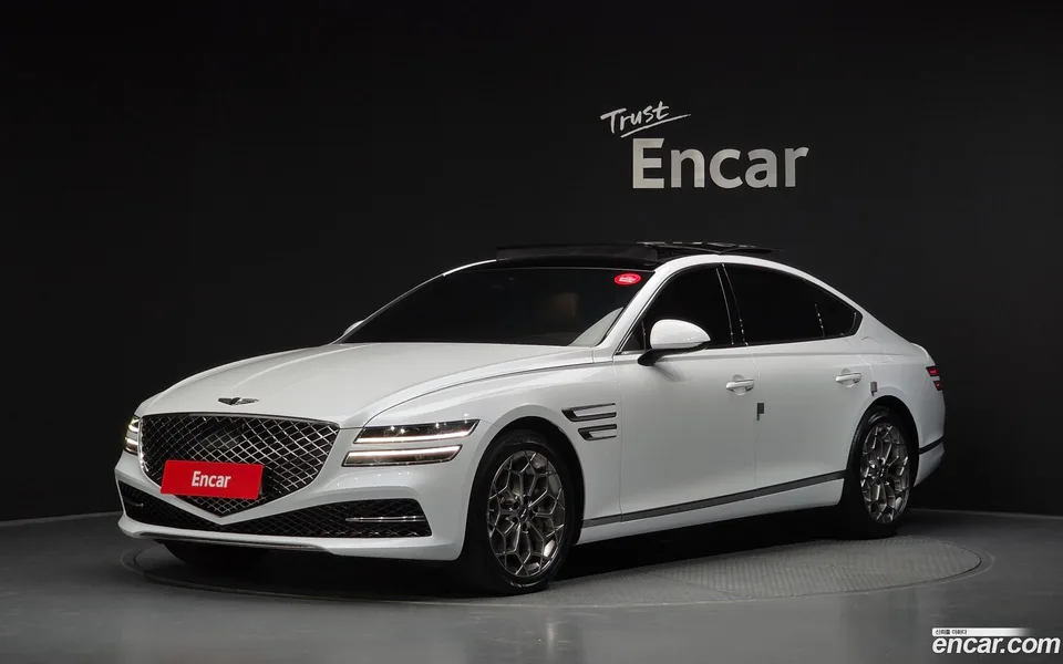 Genesis G80 2.5 AWD 2023 — photo 1, buy with delivery to Moscow