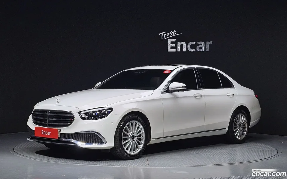 Mercedes-Benz E-Class E250 2022 — photo 1, buy with delivery to Moscow