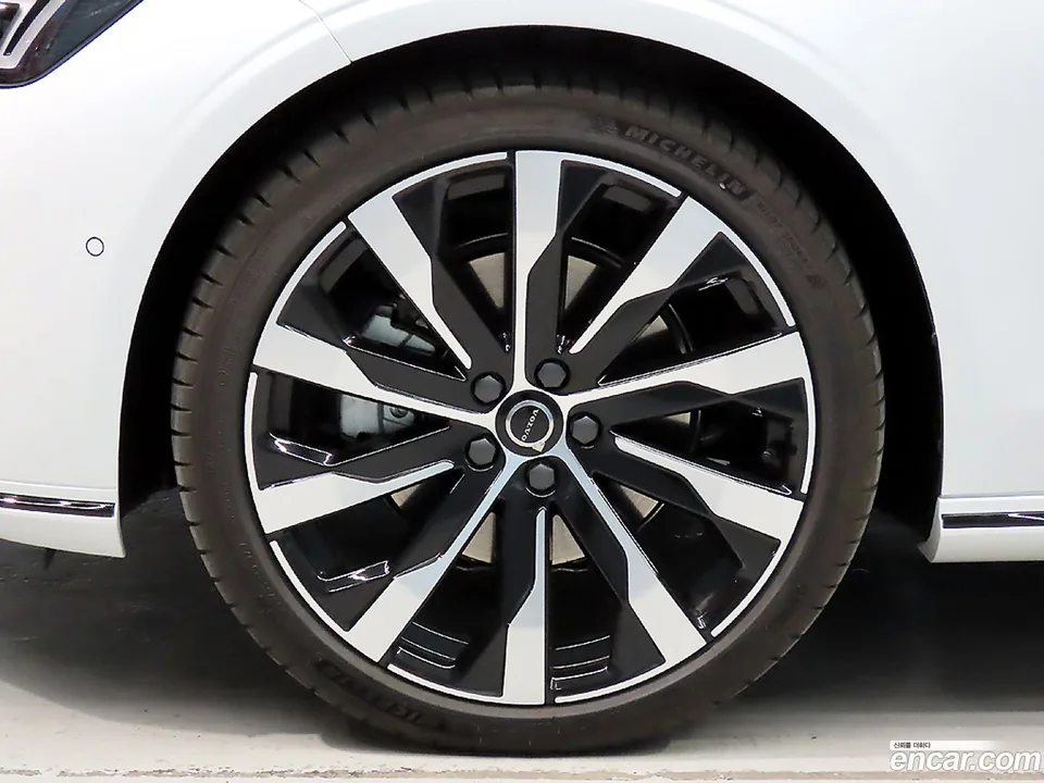 Volvo S90 B5 2025 — thumbnail 5