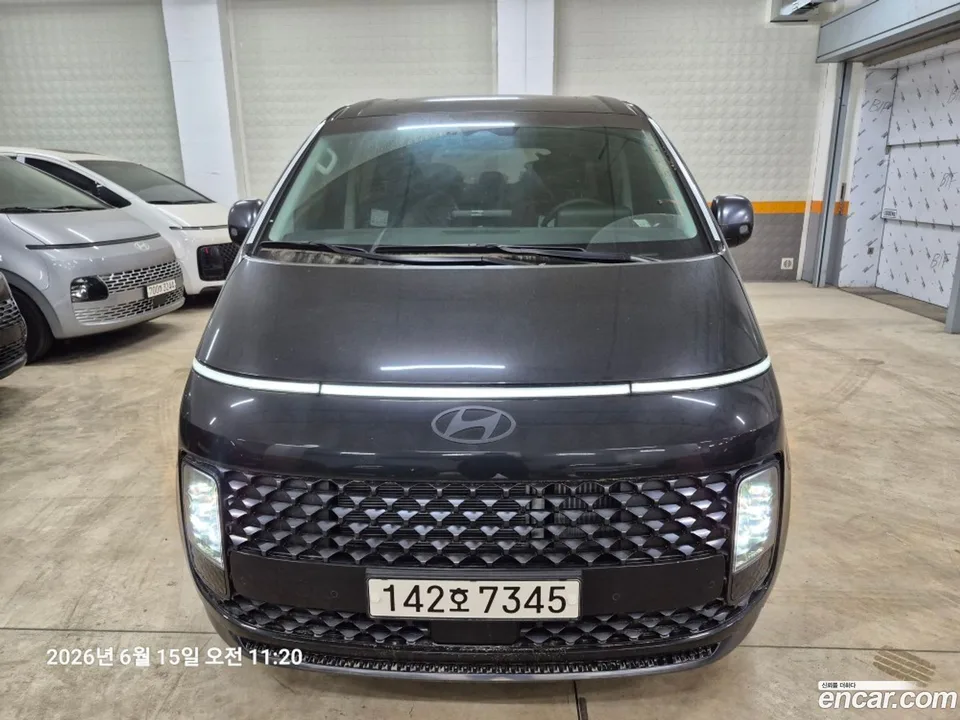 Hyundai Staria 9 2025 — thumbnail 3