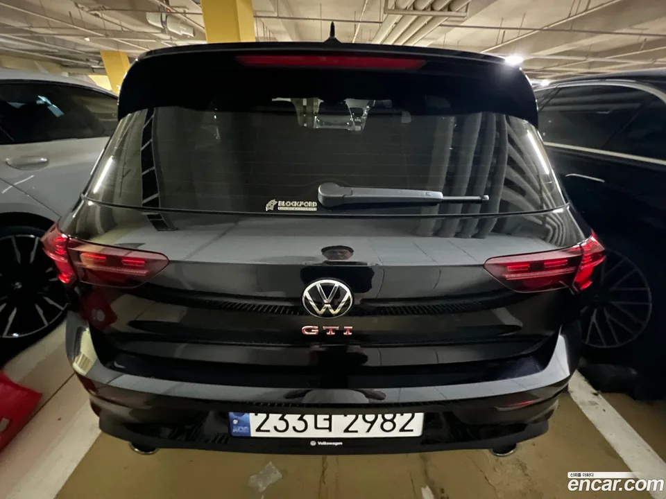 Volkswagen Golf 2.0 GTI 2023 — thumbnail 4