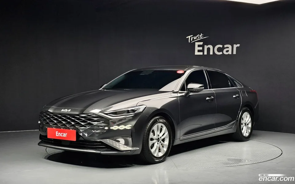 Kia K8 2.5 2WD 2023 — photo 1, buy with delivery to Moscow
