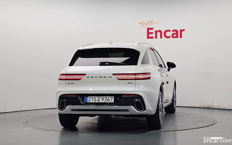 Genesis GV70 2.5T AWD 2024 — миниатюра 4