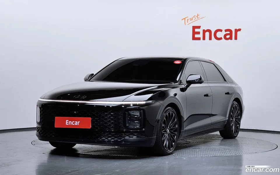 Hyundai Grandeur Hybrid 2023 — photo 1, buy with delivery to Moscow