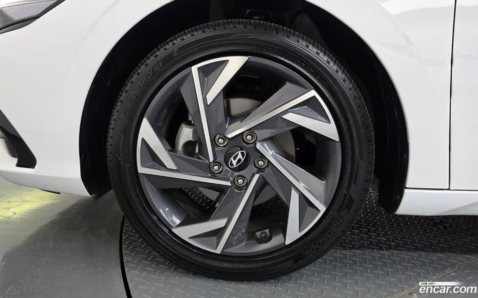 Hyundai Avante CN7 1.6 2024 — thumbnail 5
