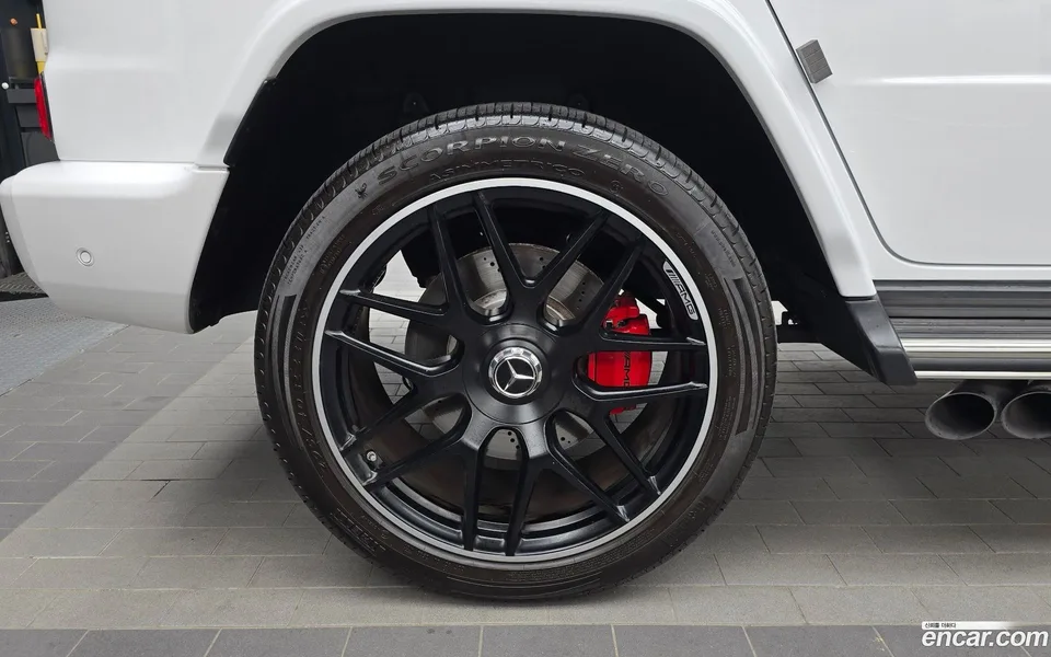 Mercedes-Benz G-Class (W463b) AMG G63 2023 — thumbnail 2