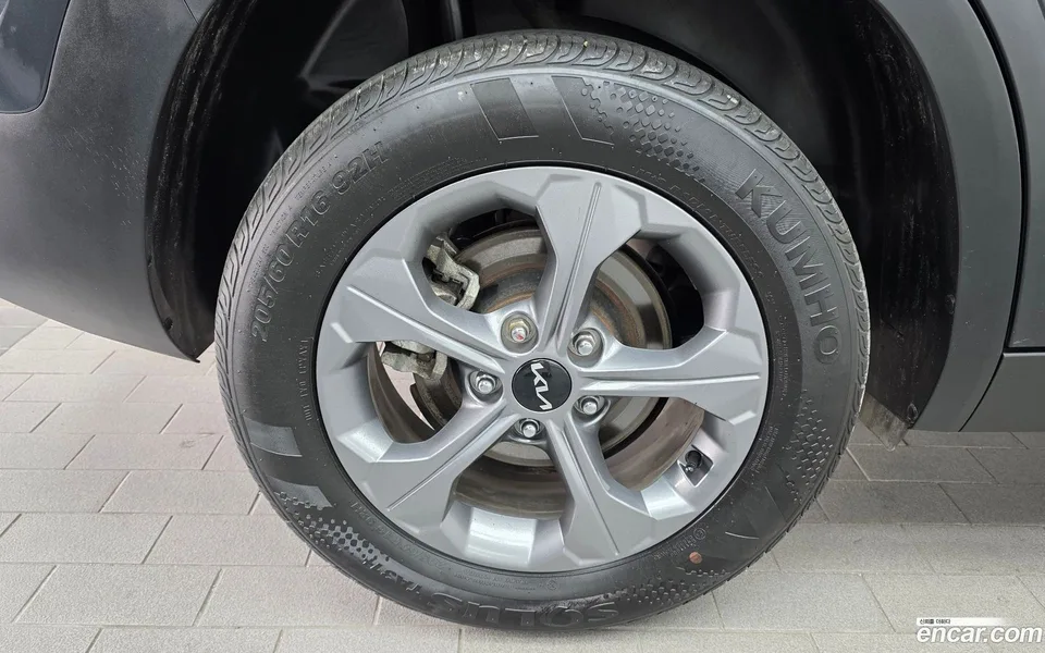 Kia Seltos 1.6 2WD 2024 — миниатюра 2
