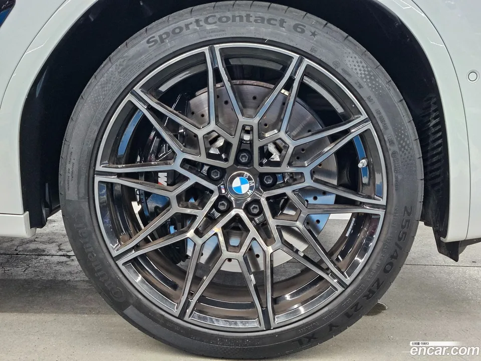 BMW X4 M 3.0 2025 — thumbnail 2