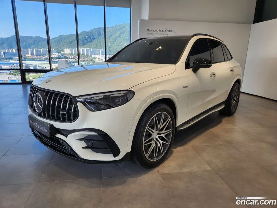 Mercedes-Benz GLC-Class 2025