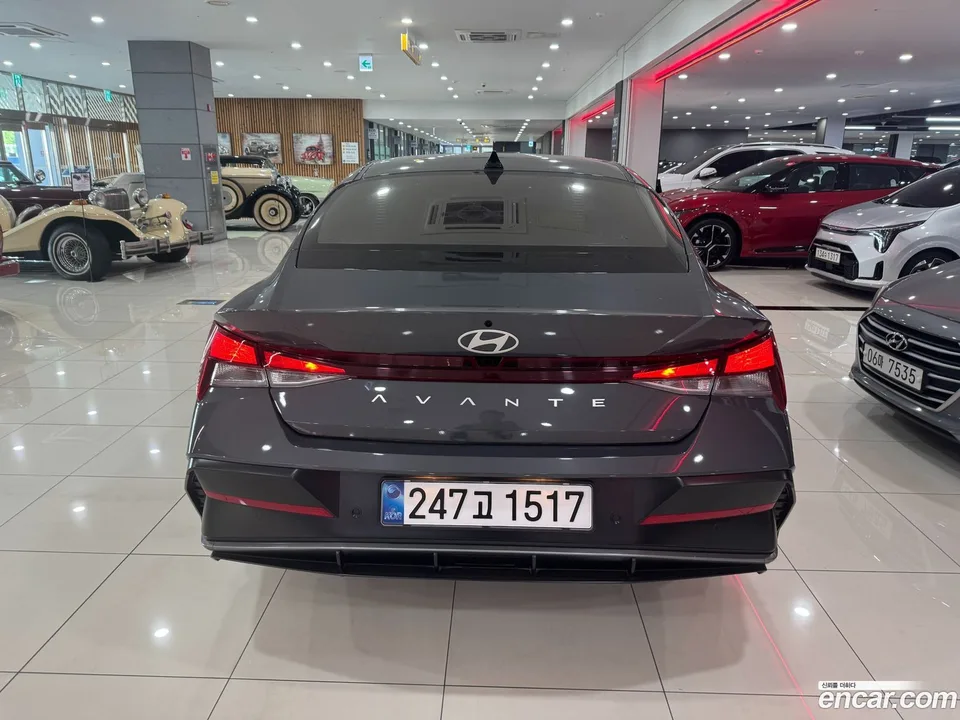 Hyundai Avante CN7 1.6 2025 — thumbnail 4