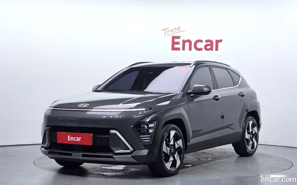 Hyundai Kona 1.6 2WD 2023 — photo 1, buy with delivery to Moscow