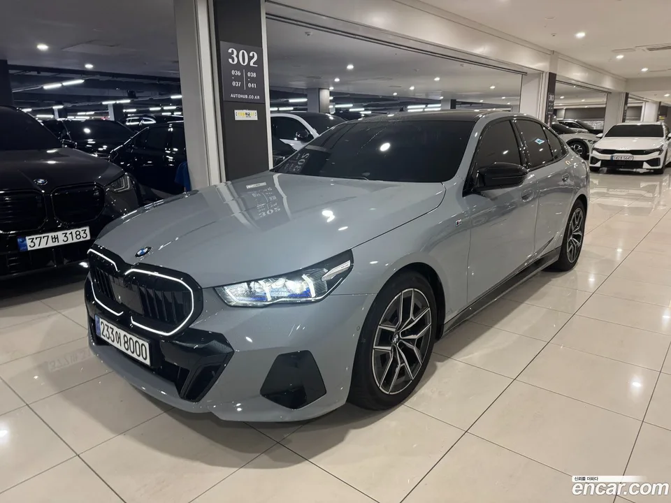 BMW 5 Series 520i M 2024 — photo 1, buy with delivery to Moscow