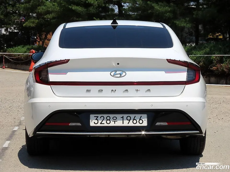 Hyundai Sonata 2.0 2022 — thumbnail 4