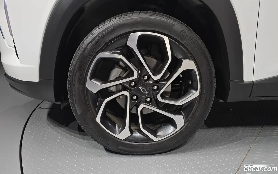 Chevrolet Trax Crossover 1.2 RS 2024 — миниатюра 2