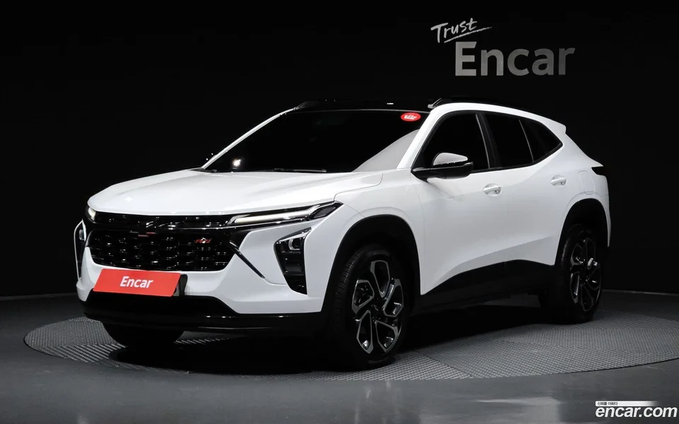 Chevrolet Trax Crossover 1.2 RS 2024 — photo 1, buy with delivery to Moscow