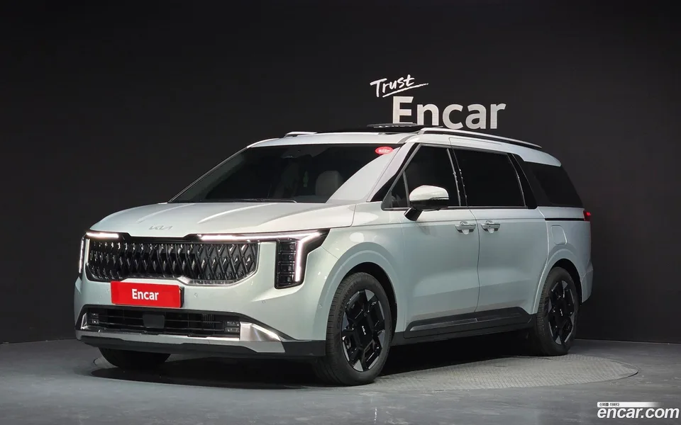 Kia Carnival 9 2025 — photo 1, buy with delivery to Moscow