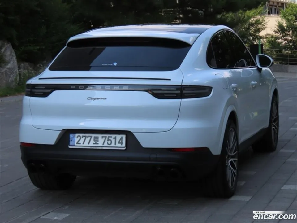 Porsche Cayenne 3.0 2022 — thumbnail 3