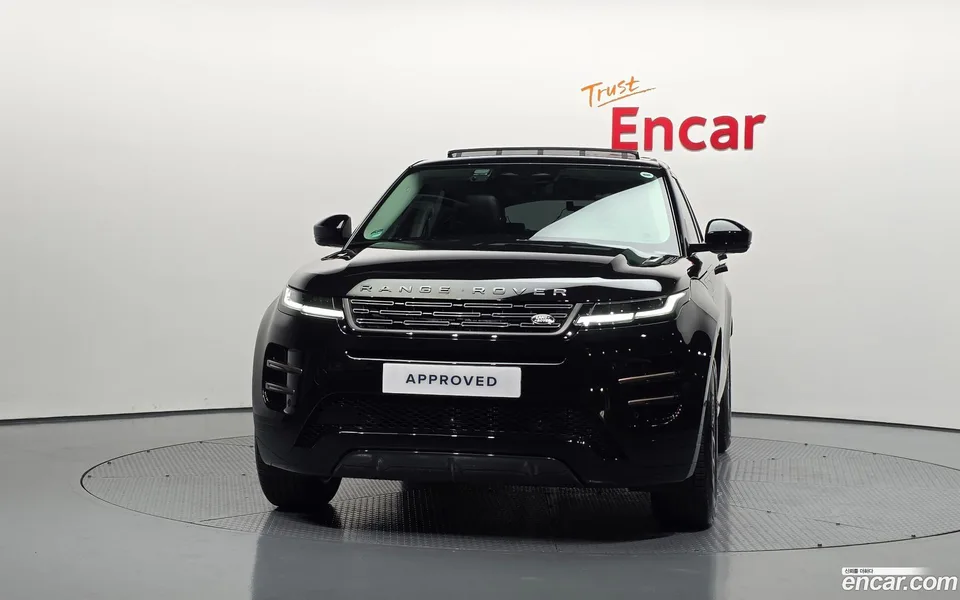 Land Rover Range Rover Evoque P250 SE 2025 — thumbnail 3