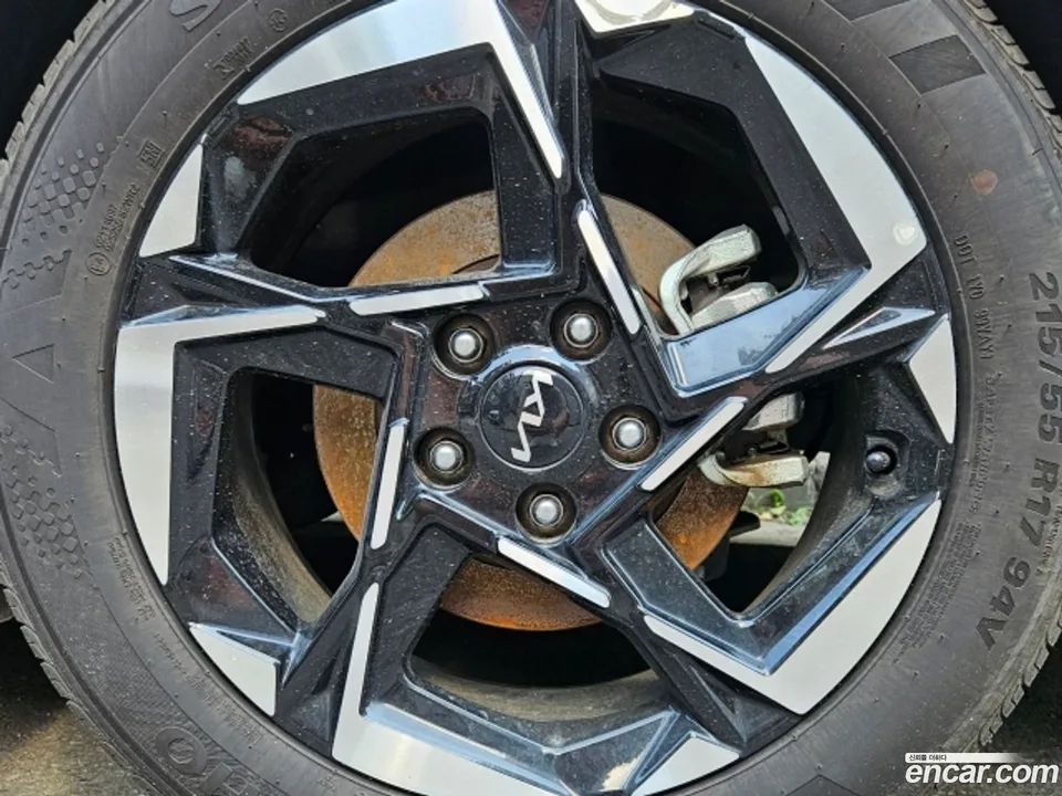 Kia K5 2.0 LPi 2024 — thumbnail 4