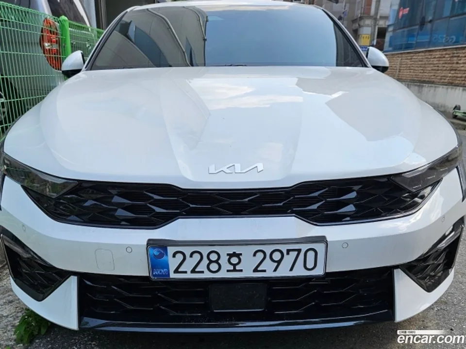 Kia K5 2.0 LPi 2024 — photo 1, buy with delivery to Moscow