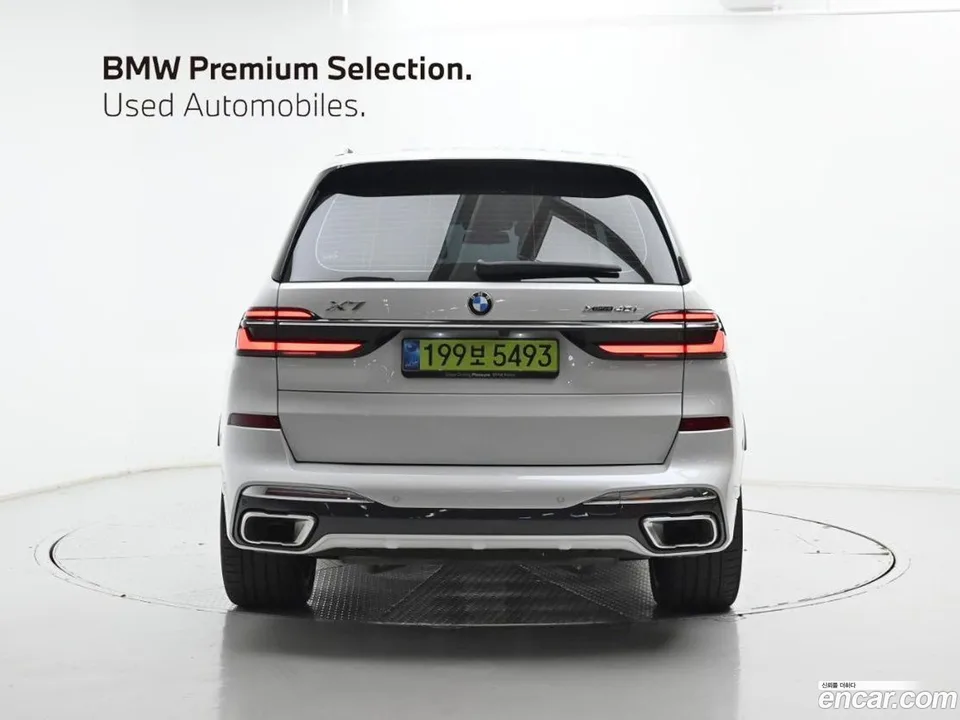 BMW X7 xDrive 40i M 6 2025 — thumbnail 4
