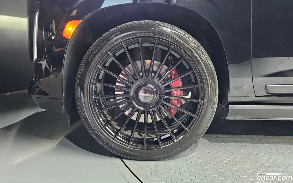 Cadillac Escalade 6.2 ESV 2023 — thumbnail 2