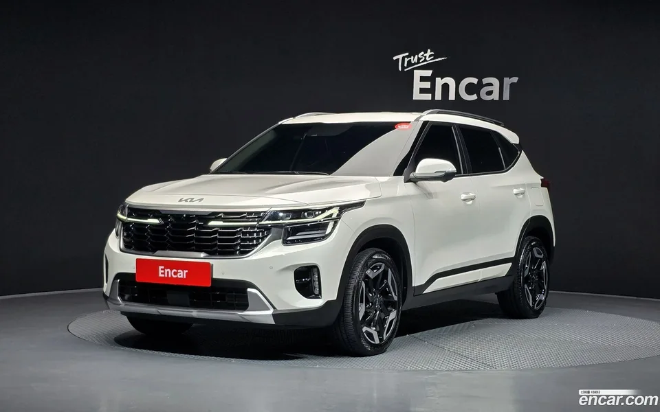 Kia Seltos 1.6 2WD 2024 — photo 1, buy with delivery to Moscow