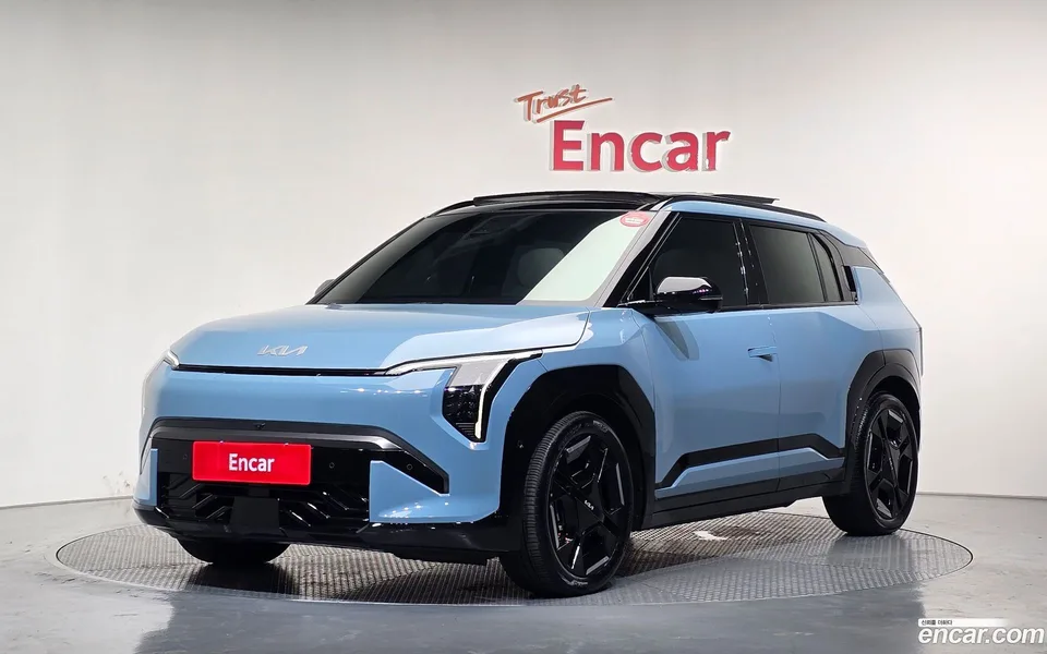 Kia EV3 2WD 2025 — photo 1, buy with delivery to Moscow