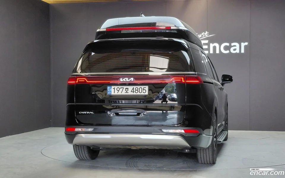 Kia Carnival 7 2022 — thumbnail 4