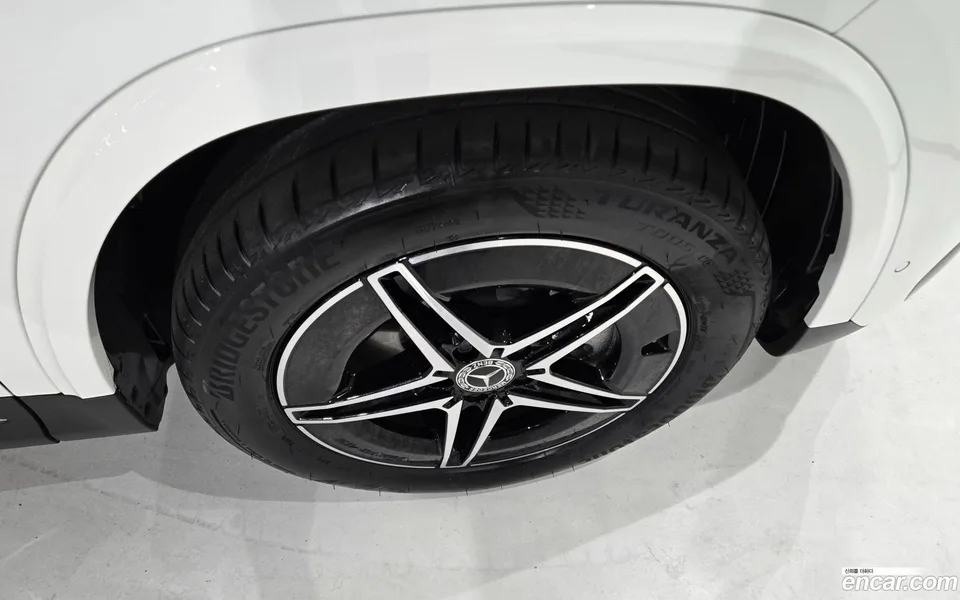 Mercedes-Benz EQA EQA250 AMG 2025 — миниатюра 2